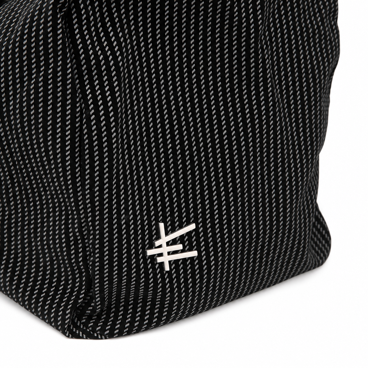 Stride Duffel - Black product image 3
