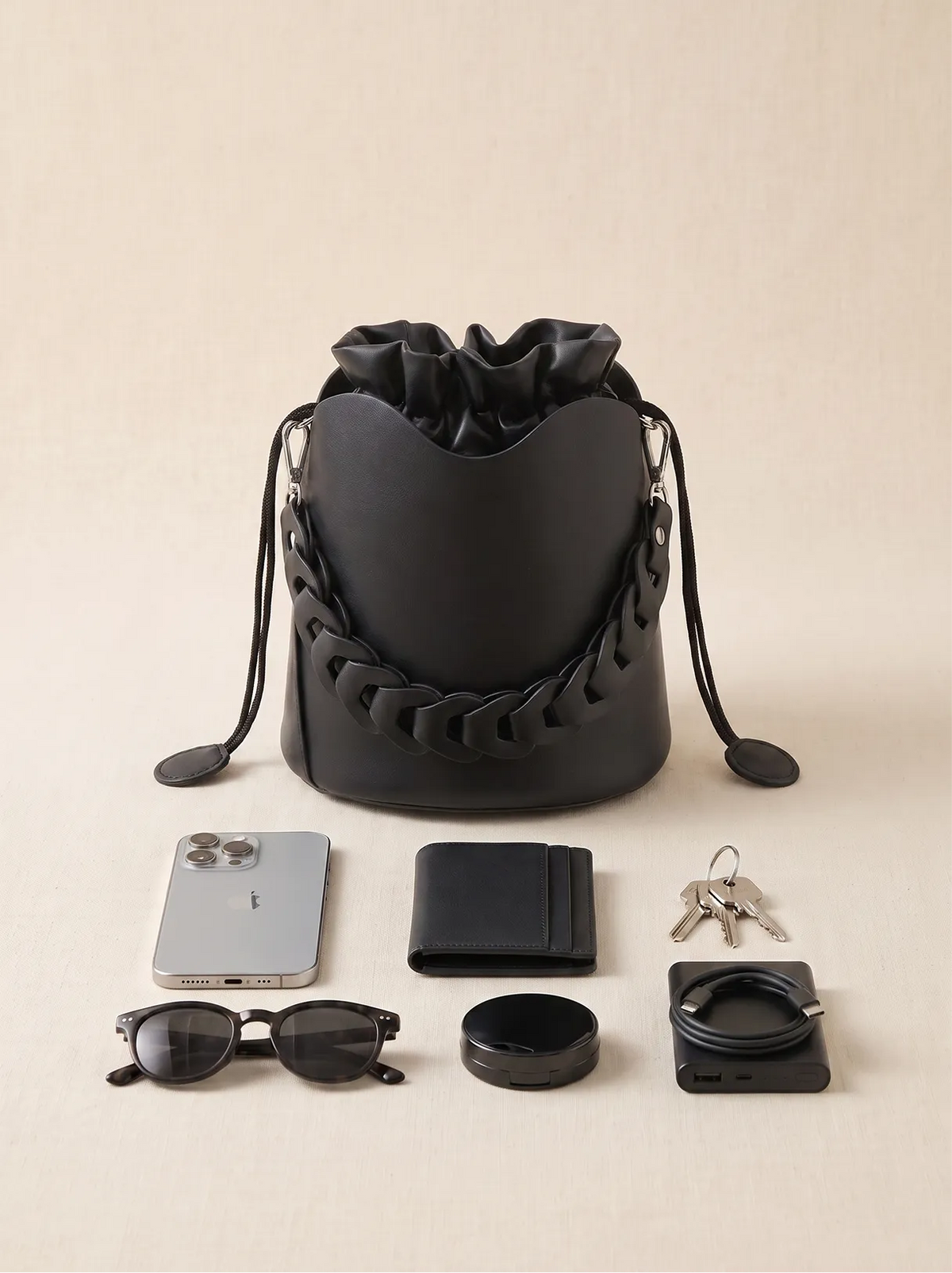 Sora Bucket - Black